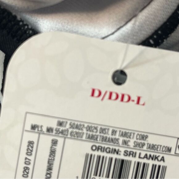 Isabel Maternity Black White Halter Floral Pattern Swimsuit Size D/DD Large NEW! - Picture 7 of 7